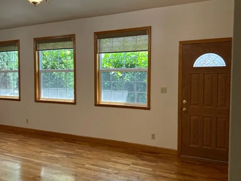 3515 California Ave — Photo 6