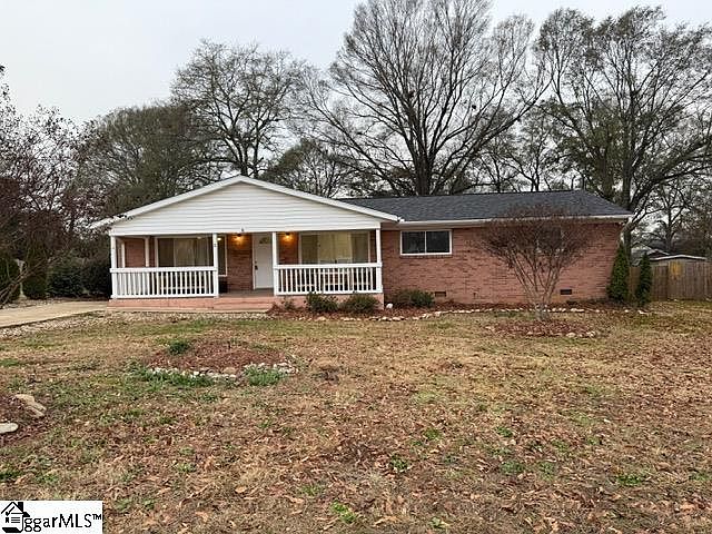 1st image of 3 Cherrylane Dr