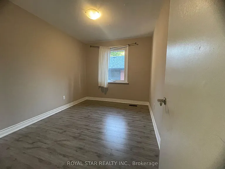 34 Neapolitan Dr #MAIN — Photo 12