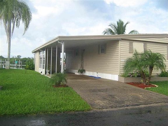2nd image of 308 Shoreland Dr