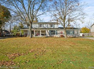 5069 Vincent Trl, Shelby Township, MI 48316