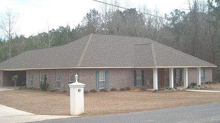 1st image of 15 Stonewood Dr