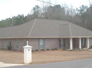 15 Stonewood Dr, Columbia, MS 39429
