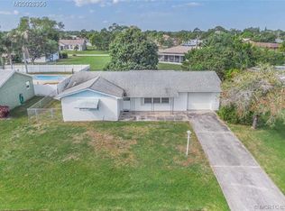 416 SE Lamon Ln, Port Saint Lucie, FL 34983
