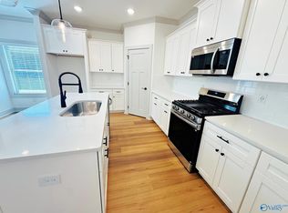 1050 Maplehurst St, Decatur, AL 35603