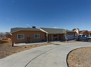16656 Nawakwa Rd, Apple Valley, CA 92307