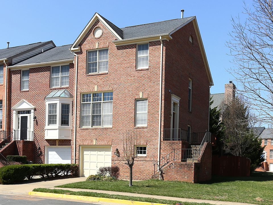 1st image of 46729 Lynnhaven Sq
