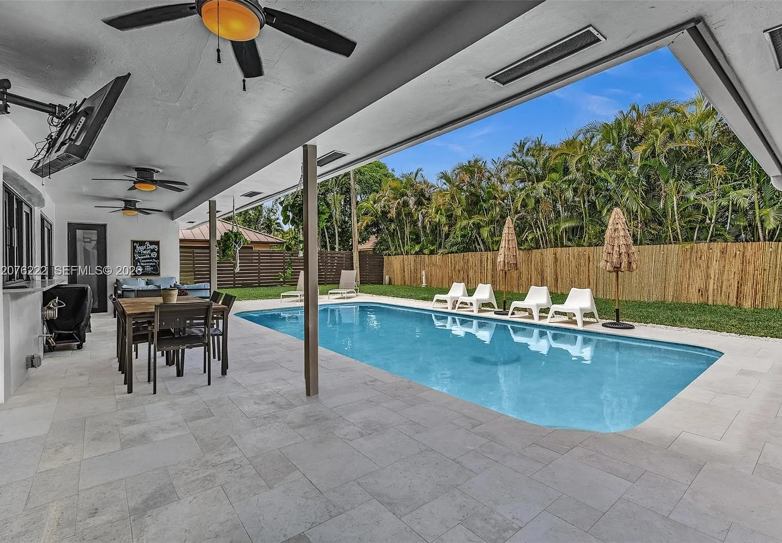 4 bed, 3.0 bath, 2510 sqft, $6,500 — Photo 2