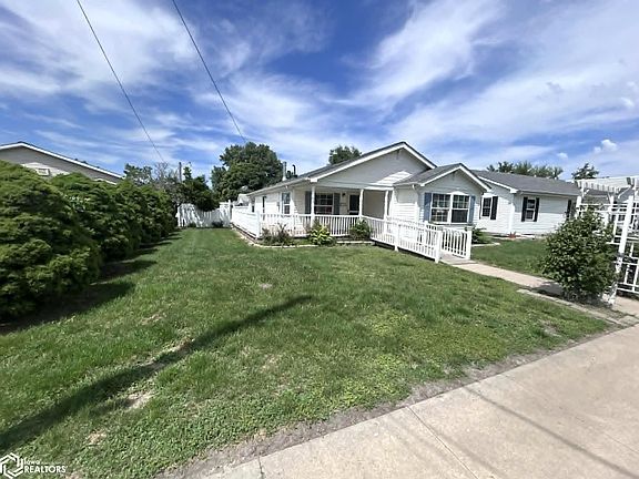 5th image of 117 W Wapello St