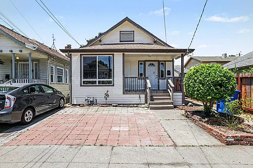1619 Walnut St #A Photo 1