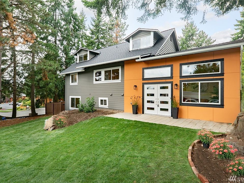 1st image of 16602 NE 91st St