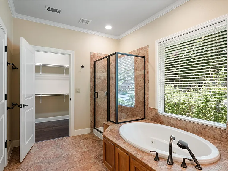 202 River Rock Dr — Photo 18