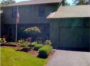 103 Turquoise Dr, Cortland, OH