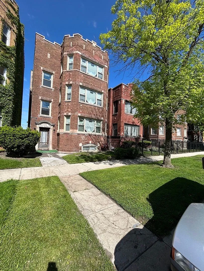 Spacious 3Bedroom 1Bath in South Shore — Photo 3