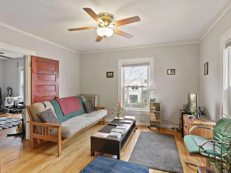 2640 Garfield Ave S #2 — Photo 1