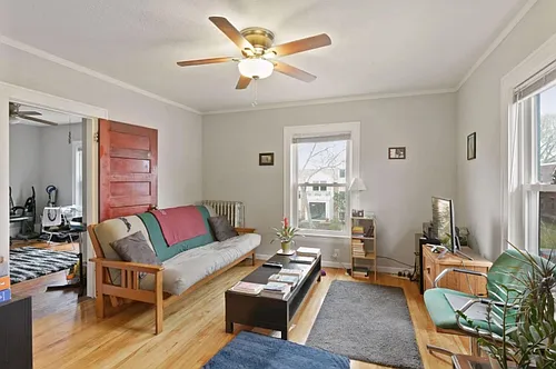 2640 Garfield Ave S #2 Photo 1