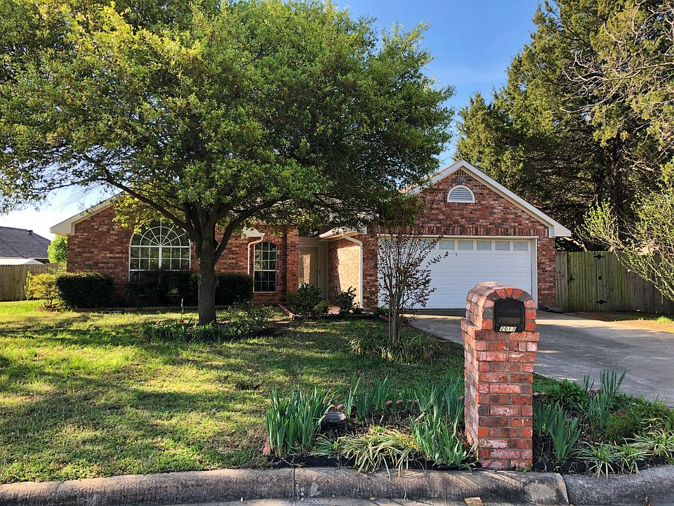 2nd image of 2017 Hackberry Cir