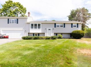48 Pocahontas Ln, Hanover, MA 02339