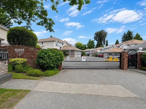12233 92nd Ave #105, Surrey, BC V3V 7S1