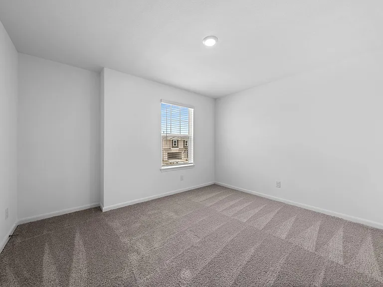 205 Fairlawn Way — Photo 11