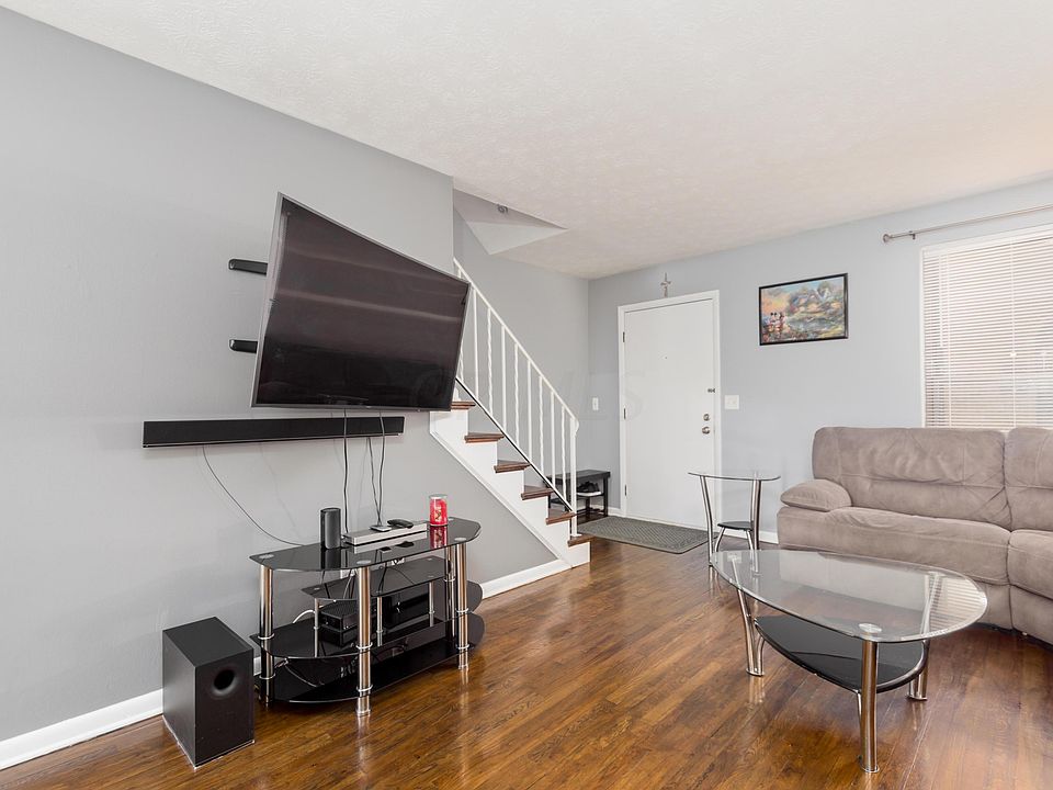 1st image of 1871 Willoway Cir N