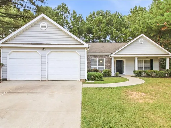 1426 Hyde Ct, Hampton, GA 30228