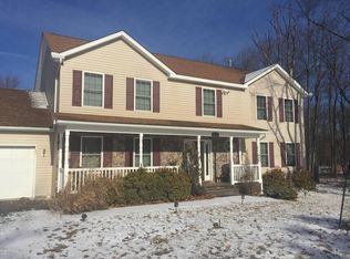641 Sullivan Trl, Long Pond, PA 18334