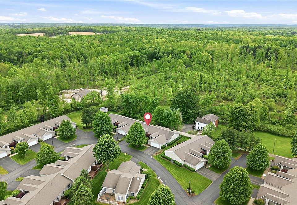1st image of 52 Golfwood Dr