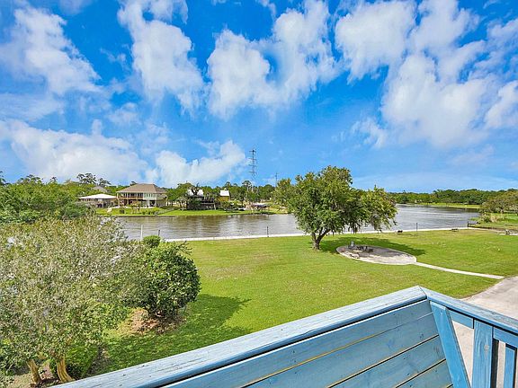2nd image of 2117 Casa Rio Cir