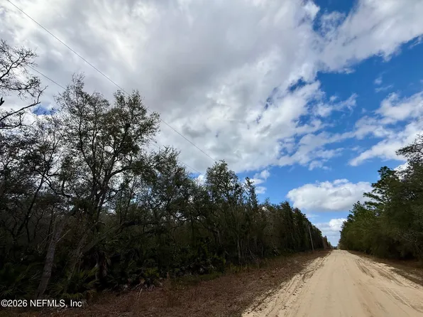 XXX USINA Avenue, Interlachen, FL 32148