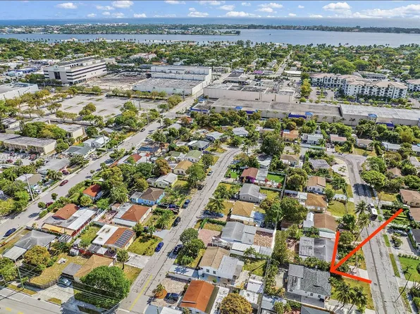 621 Hudson Rd, West Palm Beach, FL 33405