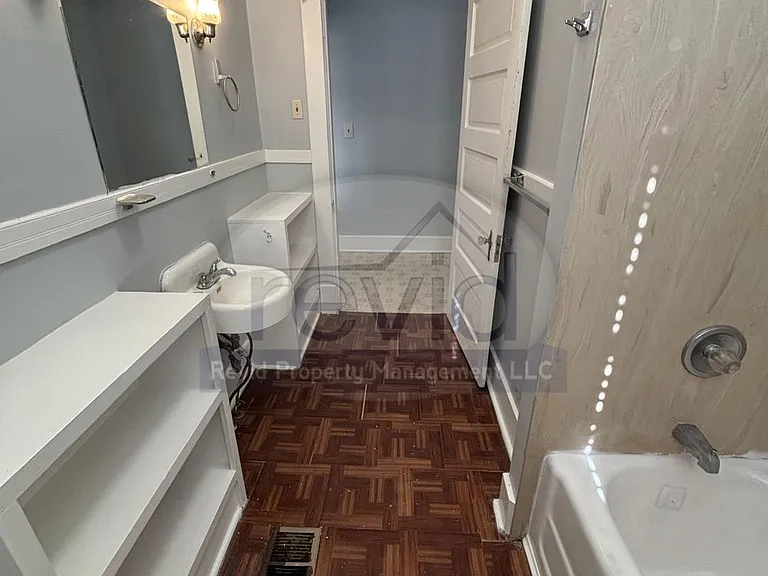 288 N. McLean Blvd — Photo 19