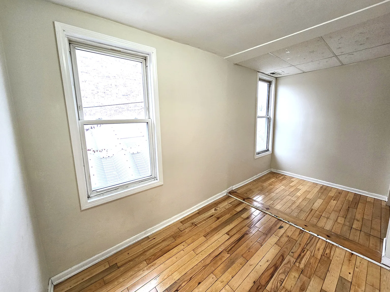 2 bed, 600 sqft, $1,250 — Photo 3