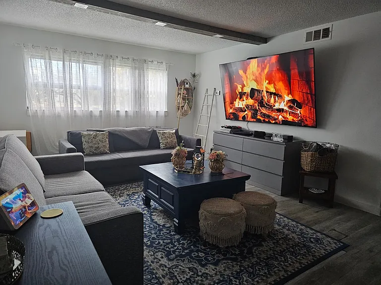 302 Lincoln Ave #3 — Photo 3