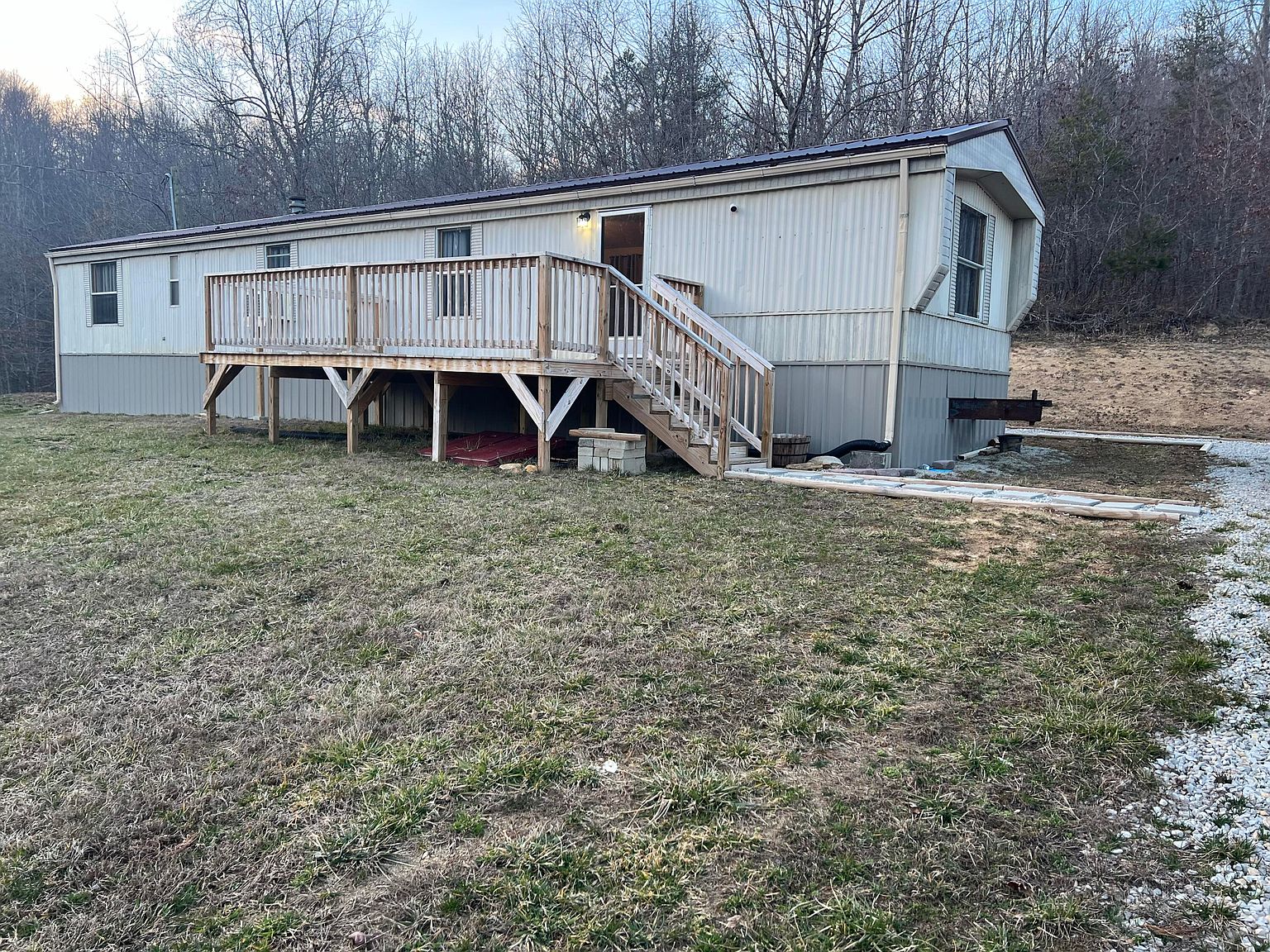 700 Tunnel Cut Loop, Morehead, KY 40351 | Zillow