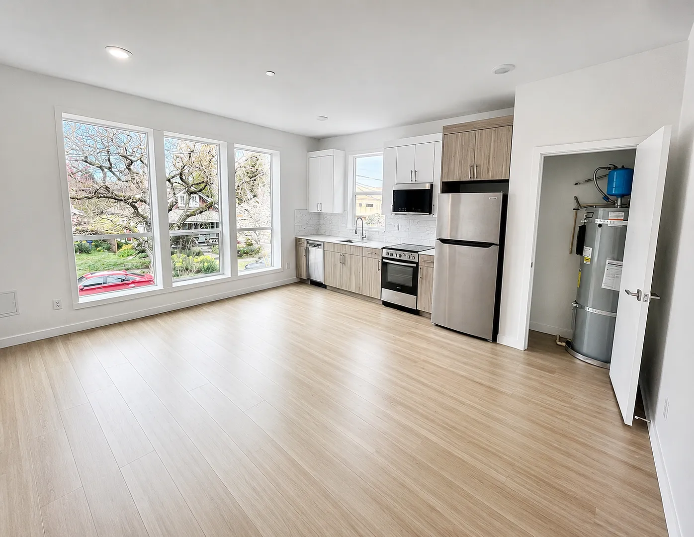 Greenwich Ave Apartments — Photo 3