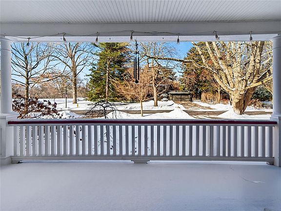 5th image of 55 Reservoir Ave