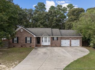 325 Barefoot Rd, Fayetteville, NC 28306