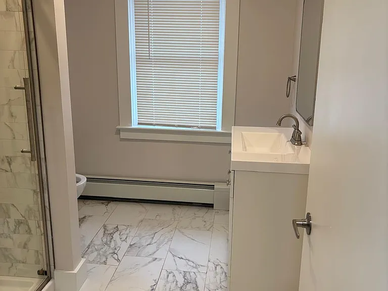 276 Main St — Photo 13