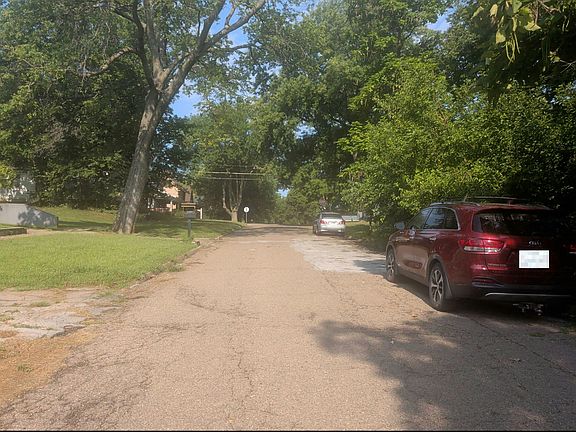 5th image of 712 2nd Ave