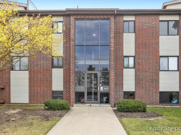 3410B Devonwood Hills Dr NE, Grand Rapids, MI 49525