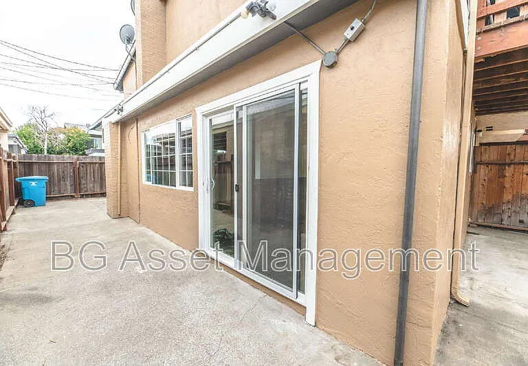 212 Westwood St — Photo 25