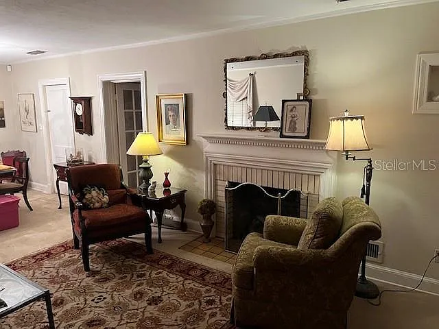 2 bed, 2.0 bath, 1215 sqft, $2,195 — Photo 2