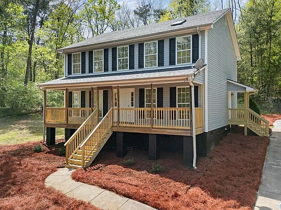 2nd image of 640 Woodhaven Dr