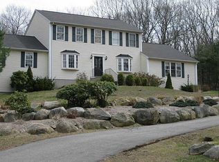 10 Justin Rd, East Greenwich, RI 02818