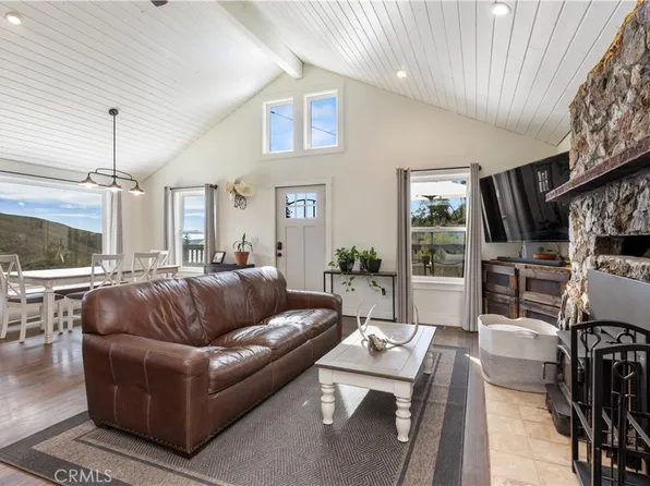 17390 Parnassus Rd, Middletown, CA 95461