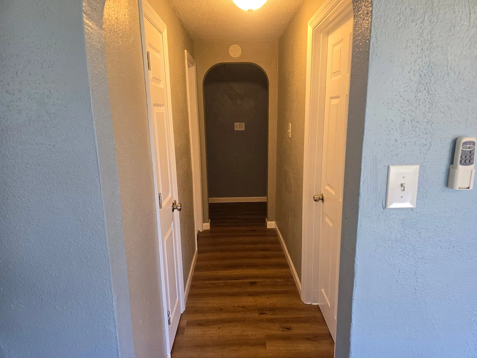 3 bed, 912 sqft, $1,300 — Photo 4