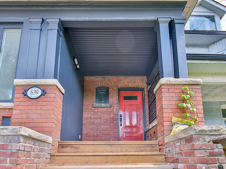 639 Broadview Ave #MAIN FL — Photo 3