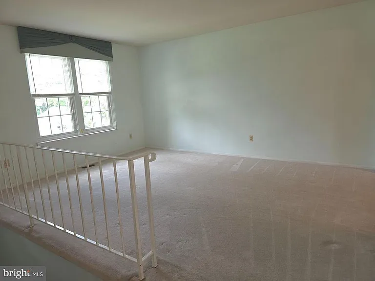 3301 Heidi Ln — Photo 8