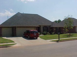 128 Landon Dr, Edmond, OK 73013